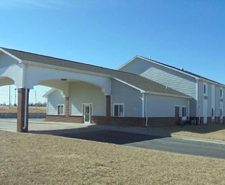 Herington Inn And Suites Extérieur photo