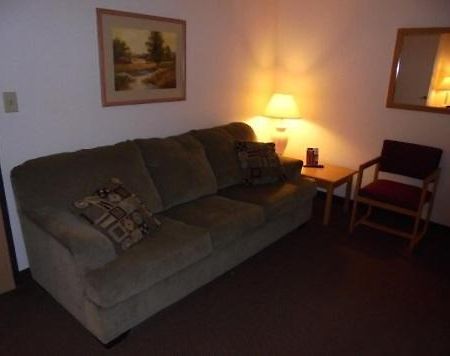 Herington Inn And Suites Extérieur photo